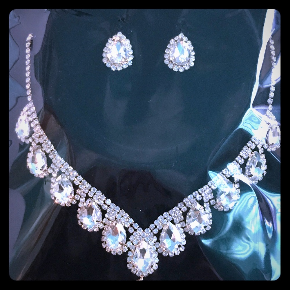 Necklace set